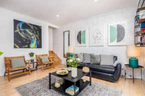 Lapa 3BDR Duplex W/ Balcony by LovelyStay